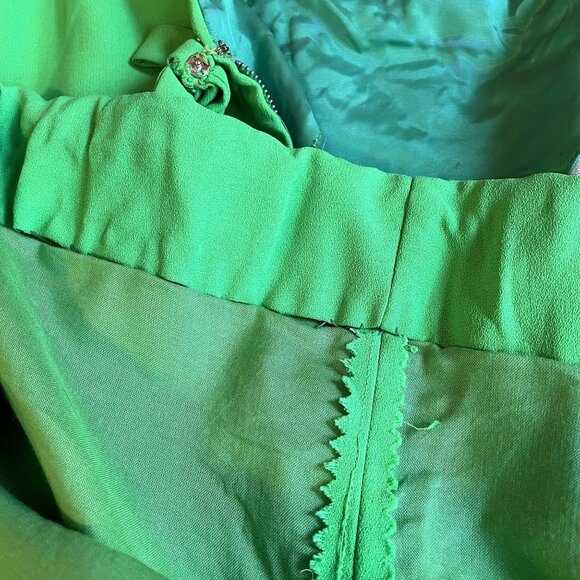 60s Vintage Mod Neon Green Crepe Sleeveless A-Line Mini Dress with Rhinestones S - Picture 10 of 10